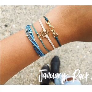 Pura Vida January 2018 Pack